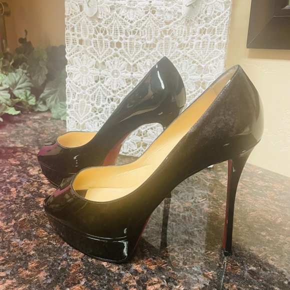 Christian Louboutin Black Leather Prive' Open Toe Pump- Pre-Owned - Size 38.5 - Picture 2 of 6
